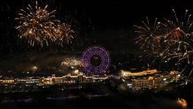 麗寶福容大飯店，麗寶賽車主題旅店，麗寶煙火，麗寶樂園渡假區提供