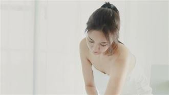 離婚3年大解放　46歲何妤玟全裸脫光