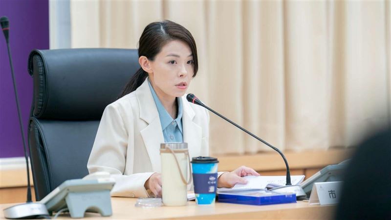 他嘆：高虹安從眾星拱月變眾叛親離不簡單