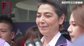 ▲郭台銘賴佩霞到板橋阿銘之友會連署站加油打氣（圖／記者陳怡潔攝影）