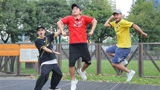 玩很大雙料入圍金鐘　吳宗憲再酸黃子佼