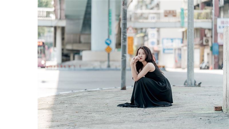 最美里長陳紫渝推寫真書！價格曝粉絲狂讚
