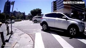 高雄,罰單,未禮讓行人,違規,撤單