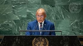 馬紹爾總統柯布亞（David Kabua）在第78屆聯合國大會總辯論第2天，直言聯大第2758號決議的錯誤詮釋，應被「丟進歷史的墳墓」，力挺台灣。（圖／翻攝自馬紹爾總統府臉書）