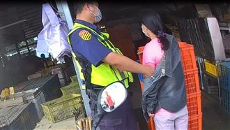 越南女逆向被攔崩潰　「偷渡路線」全說了