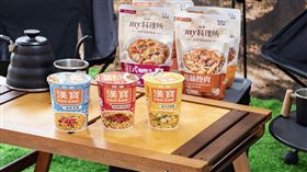 ▲「蚵仔味細麵」與「黑胡椒牛肉風味麵」經典回歸，及全新的濃郁白湯口味「海鮮湯麵」。（圖／品牌業者提供）

