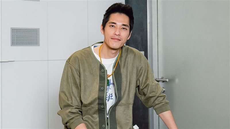 獨／藍正龍終結9年婚　痛徹心扉一夜白頭