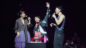 婁峻碩、曾沛慈。（KKLIVE提供