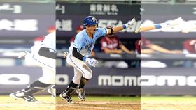 ▲李宗賢單場3安並敲出勝利打點，獲選為單場MVP。（圖／富邦悍將球團提供）
