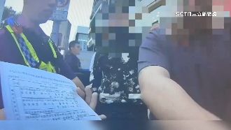 獨／酒駕違規還拒測！男丟紅包問警：撿嗎