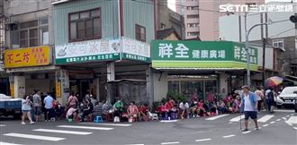 開賣啦！搶不二坊蛋黃酥婆媽大軍盛況空前