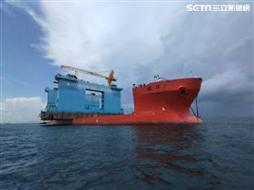 5億浮沉台船海中蓋房　台中港造陸50公頃（圖／翻攝畫面）