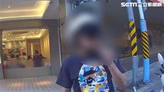 騎士無照被抓喊「打給我爸」　咬警遭壓制