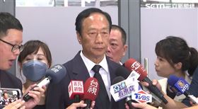 ▲郭台銘赴屏東上香