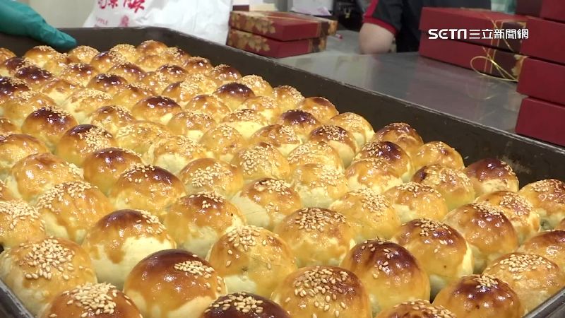 蛋黃酥崛起成中秋首選　台人嗑「1億顆」