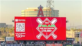 長榮航空與洛杉磯天使隊攜手做公益