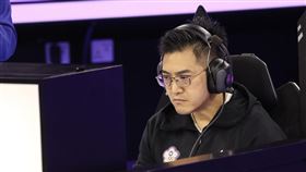 台灣好手「GamerBee」向玉麟在杭州亞運電競項目《快打旋風5》收下銀牌。（圖／中華奧會提供）