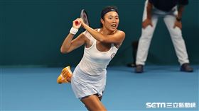 ▲杭州亞運網球女雙，詹詠然、詹皓晴和李亞軒、梁恩碩上演「台灣內戰」。（圖／記者劉彥池攝影）