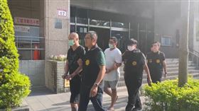具有四海幫背景的陳姓男子等4人涉嫌在三重大樓設立毒咖啡包一條龍被移送檢方偵辦。（圖／翻攝畫面）