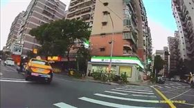 新北市,中和,計程車,切西瓜,車禍,機車,傷害,毀損