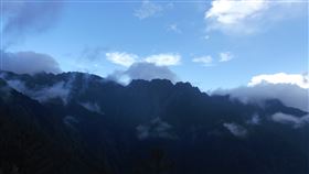 玉山小南峰(記者黃仲丘攝影)