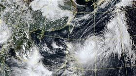 1001小犬颱風。（圖／氣象署）