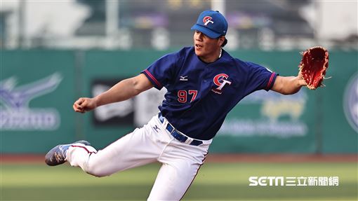 動刀後首次高A投球　潘文輝飆157火球送2K