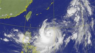 颱風小犬增強接近中　可達中颱「中段班」