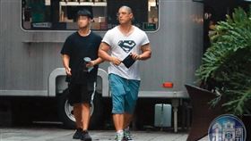 蔣友柏經常帶著兒子一同出遊、健身。（本刊資料照）