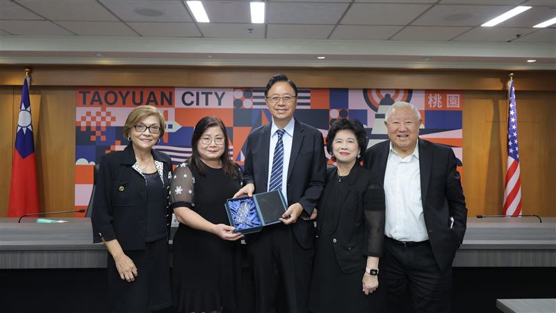 張善政會見德州達福台灣商會姊妹市委員會