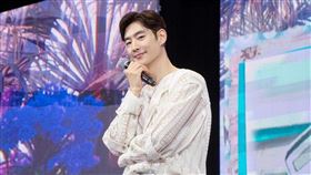 李帝勳寵員工。（圖／翻攝自IG）