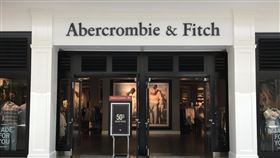 Abercrombie & Fitch https://www.flickr.com/photos/southbeachcars/33205721946/in/photolist-SAh1gm-HD13RU-6MmynM-9ZoEKM-GS5BCP-2nQBdQu-nzSXtk-5P7mo3-dsVf9a-7XBr7M-GS5AfZ-dpLH4e-2o9pSWa-dpLGvx-dpLGUK-dpL