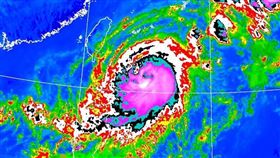 「小犬」颱風陸警發布！這3縣市「颱風假可能達標」（圖／中央氣象署）