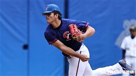 ▲杭州亞運棒球台灣對香港，潘文輝上場解決最後1個人次。（圖／記者劉彥池攝影）