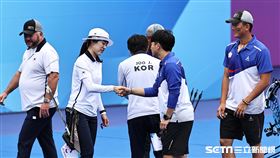 ▲杭州亞運射箭，陳怡瑄、張正韋複合弓男女混合團體4強賽遭遇南韓。（圖／記者劉彥池攝影）