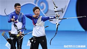 ▲杭州亞運射箭，湯智鈞、雷千瑩出戰反曲弓男女混合團體8強賽。（圖／記者劉彥池攝影）