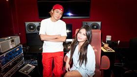 艾怡良、放浪兄弟SHOKICHI。（圖／翻攝自艾怡良IG）