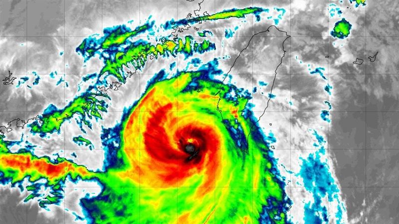 小犬颱風尾甩雨雙十連假「這天」開始轉晴