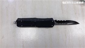 新北市，板橋，彈簧刀，刺人