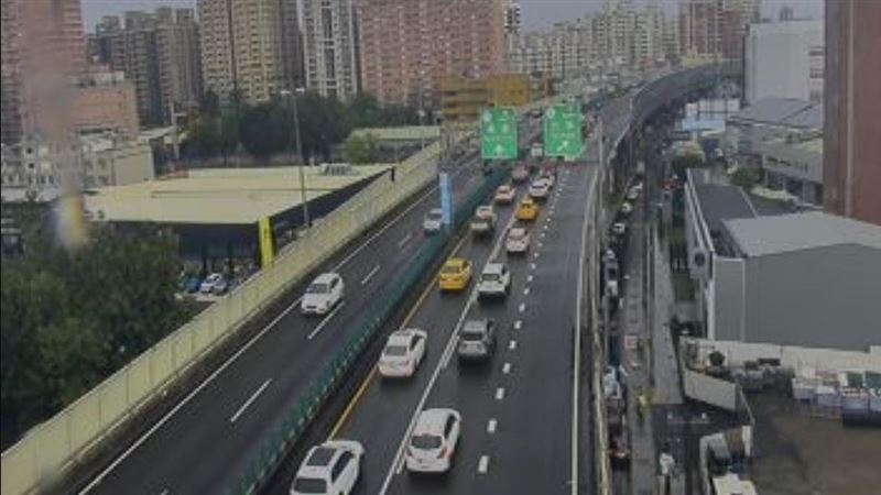 國慶連假前就塞車！國10紫爆車速僅16公里