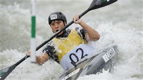 ▲杭州亞運輕艇標竿女子決賽，台灣女將張筑涵沒有罰秒，奪下台灣第16面金牌。（圖／中華奧會提供）