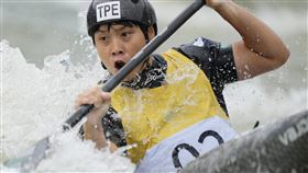 ▲杭州亞運輕艇標竿女子決賽，台灣女將張筑涵沒有罰秒，奪下台灣第16面金牌。（圖／中華奧會提供）