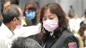 新／爭議多！許美雪請辭消防局長獲准