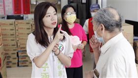 謝子涵盼能舒緩高鐵台中站塞爆人潮。（圖／翻攝自謝子涵臉書）