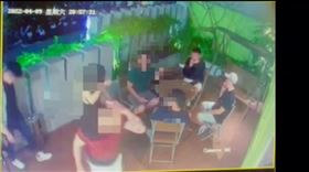 北市大安區火鍋店被潑糞，5名客人遭波及。（圖／翻攝畫面）