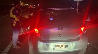 阿嬤別嚇人！深夜國道逆向超恐怖