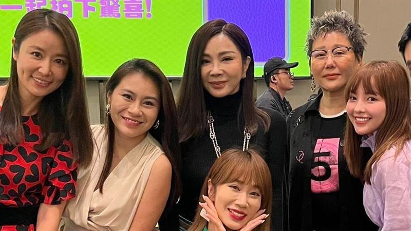 《大學生》阿怪完婚　演藝圈大咖全來了