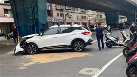 三重,貨車,休旅車,新北大道,三光街,新北,對撞