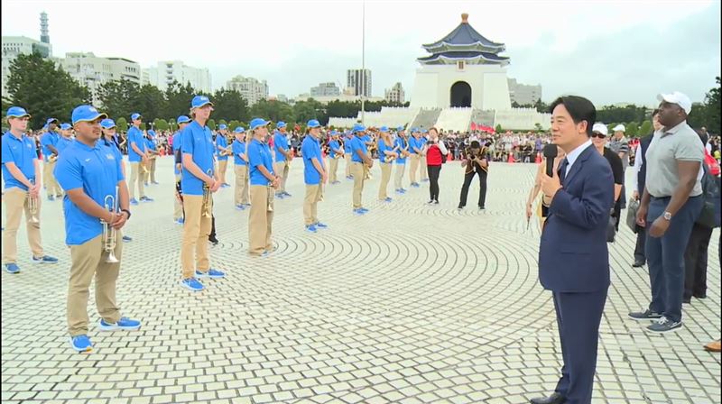翡翠騎士等團隊進行交流演出　賴清德探班
