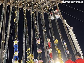 危險又迷人　顛覆想像的頭城搶孤